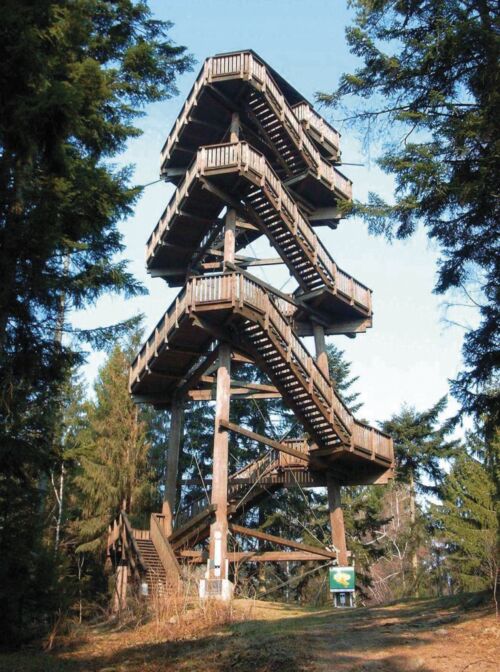 Die Aubergwarte Aubergwarte mit Keltischem Baumhoroskop, Sonnentor Kräuter-Sinnes-Erlebnis.